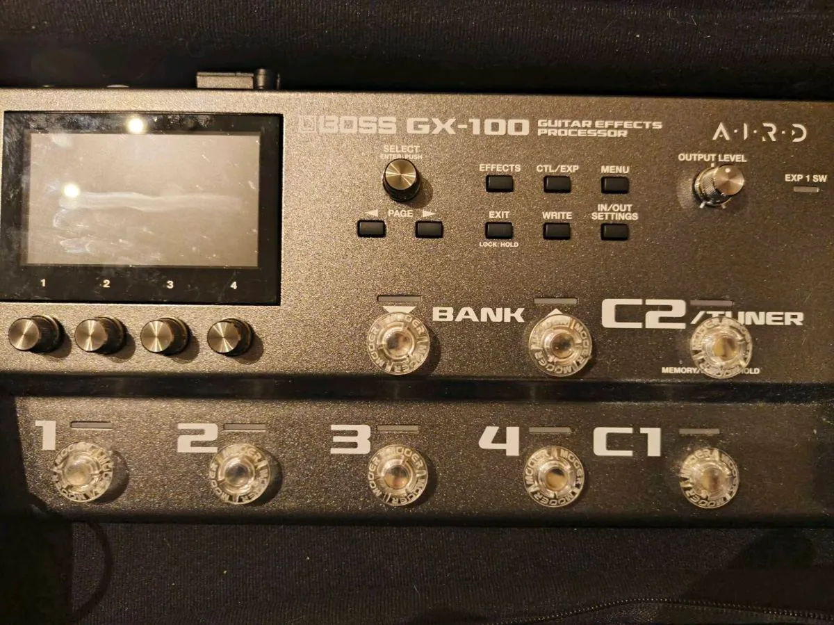 Boss GX100 multi effects unit - Image 2