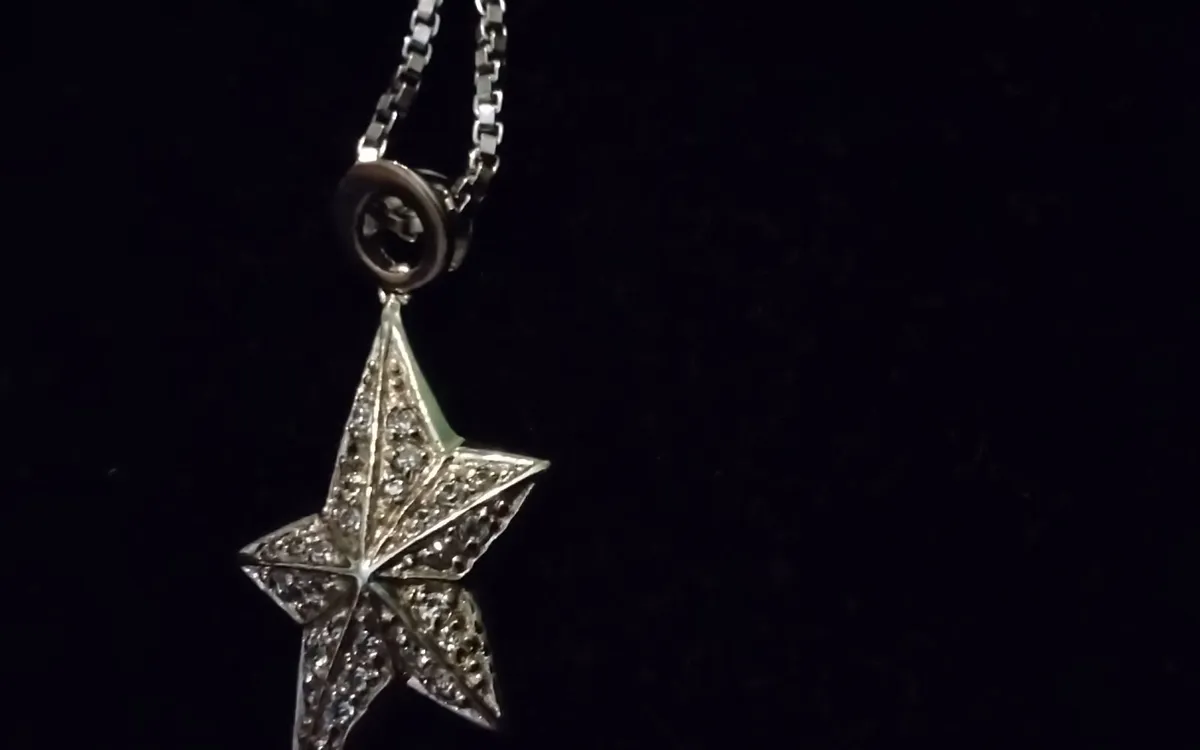 THEIRRY MUGLER STERLING SILVER STAR PENDANT - Image 1