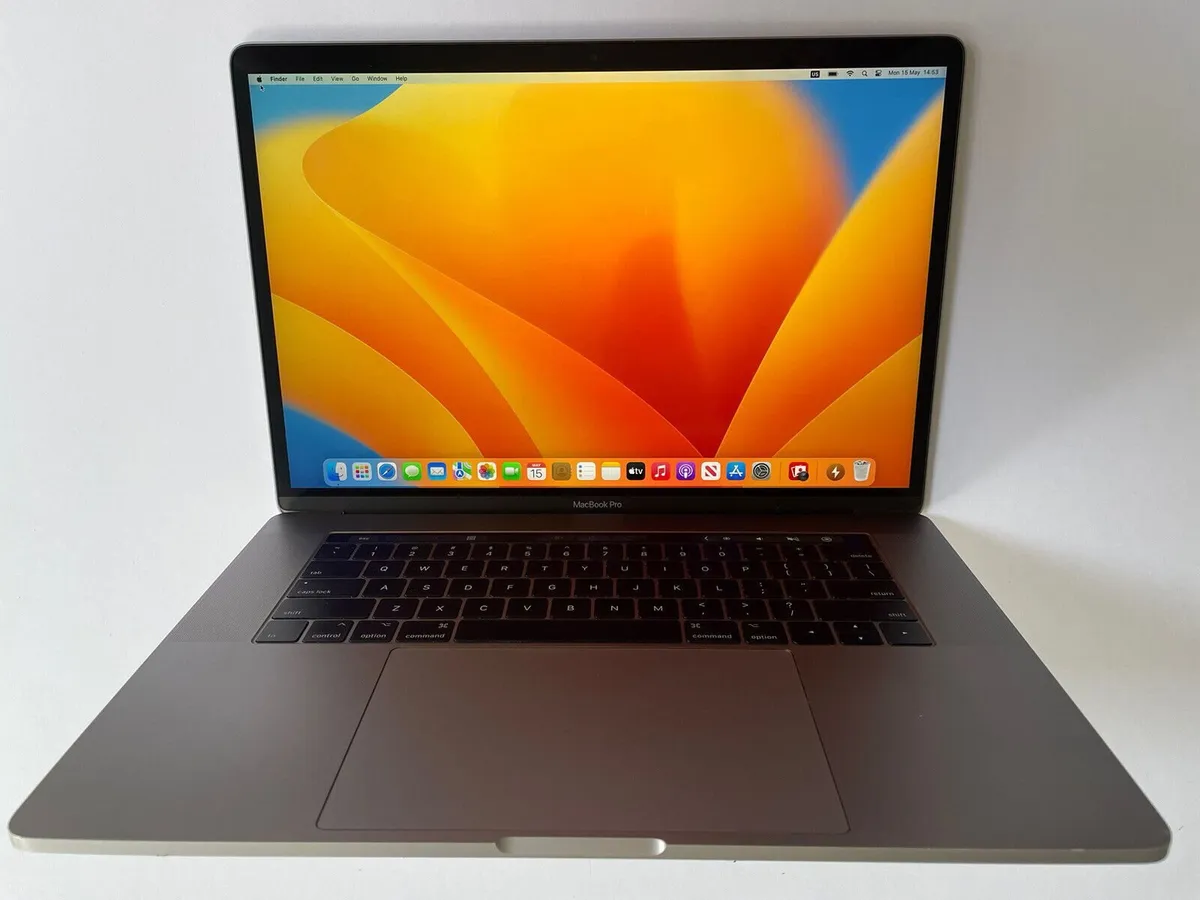 2018 Apple 15" MacBook Pro A1990 i7 16GB 500GB SSD - Image 3