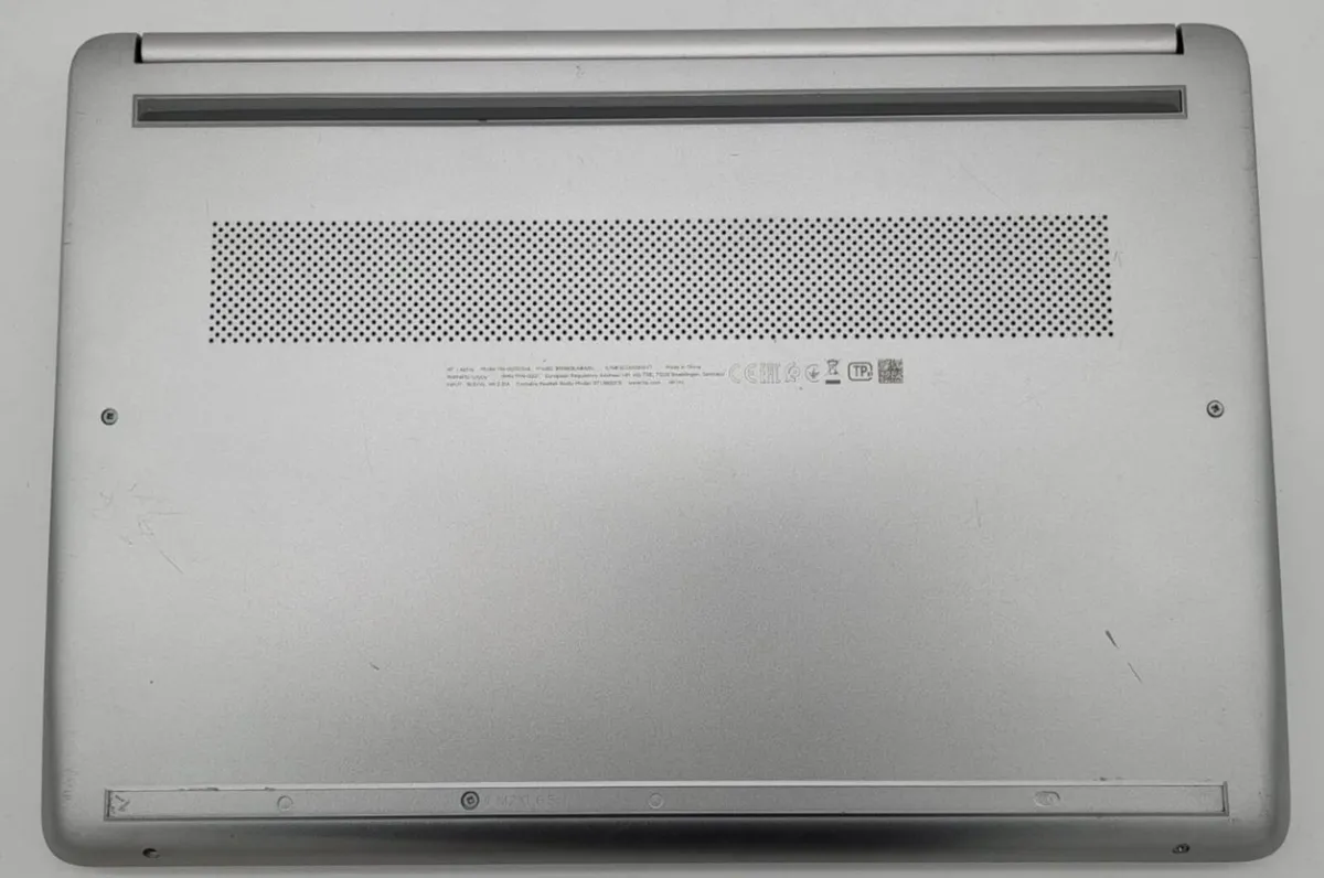 Hp 14s Laptop Intel Core I7-1065g7 8GB 128GB SSD - Image 4