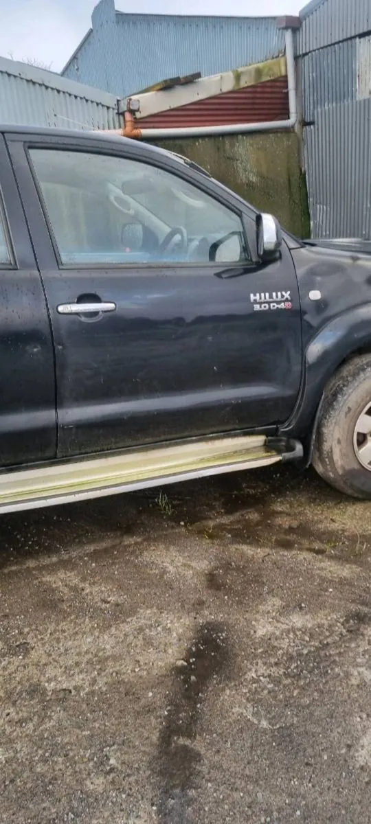 Toyota hilux - Image 2