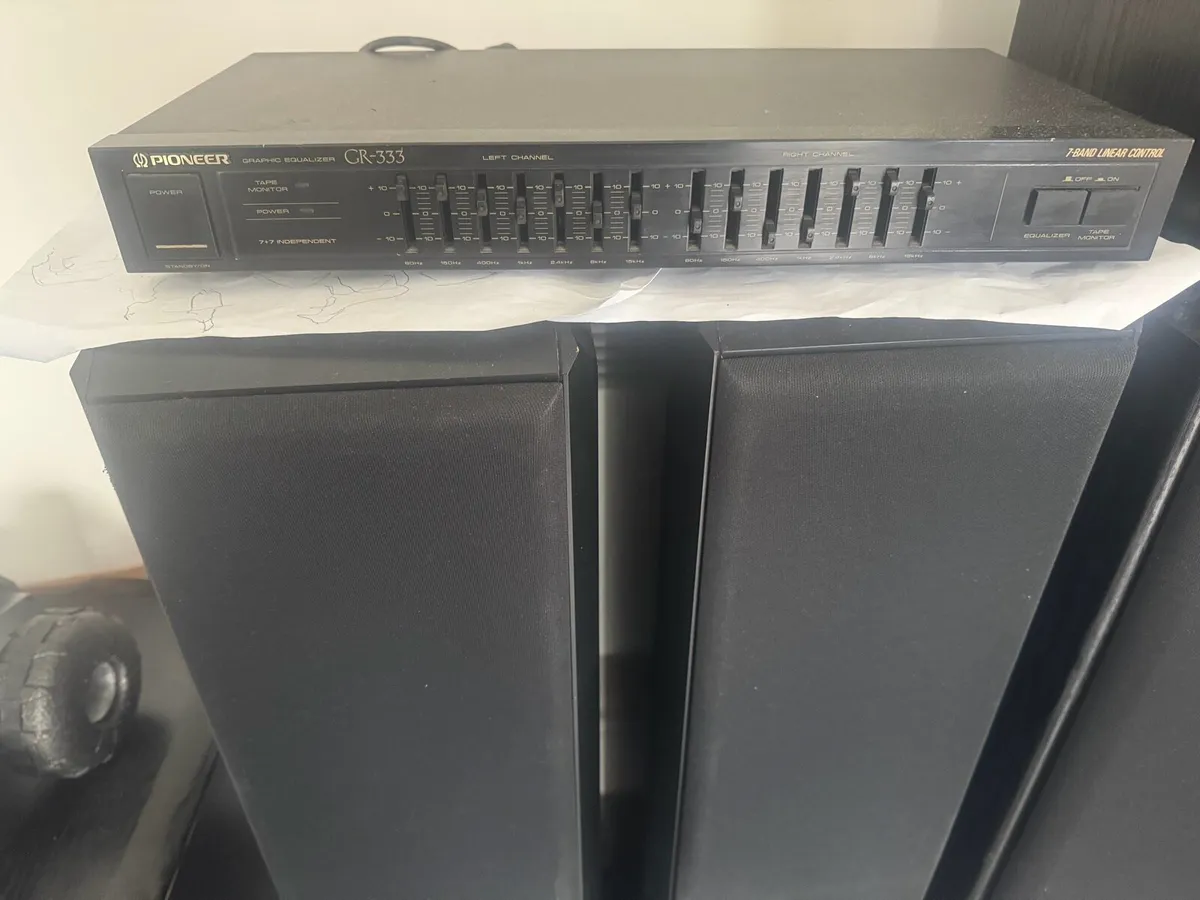 Pioneer Graphic Equaliser - Image 2