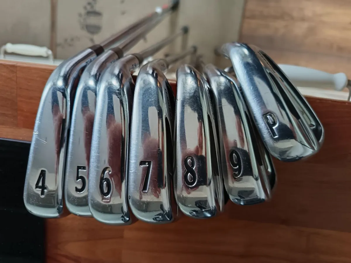 Titleist TP2 714 Forged Irons (4-PW) - Image 1