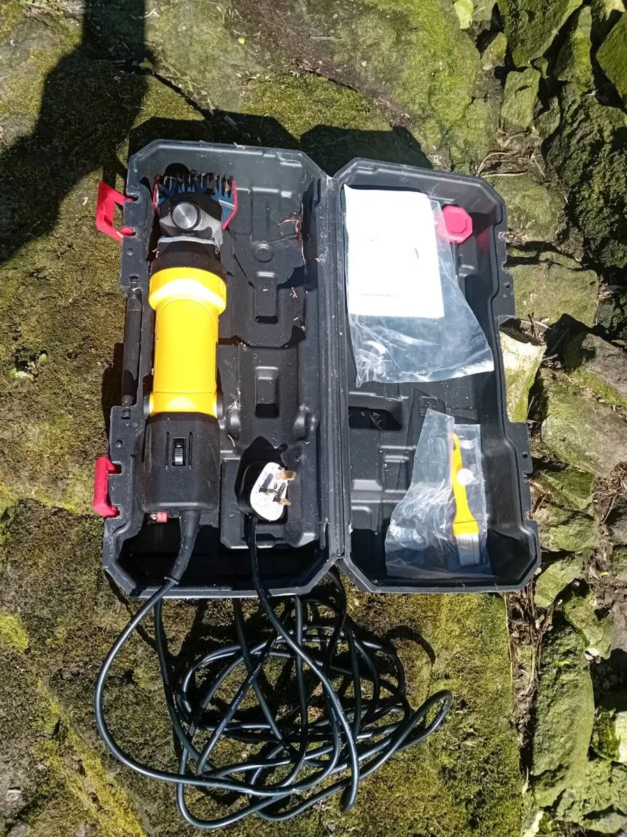 Sheep shearing machine - Image 1