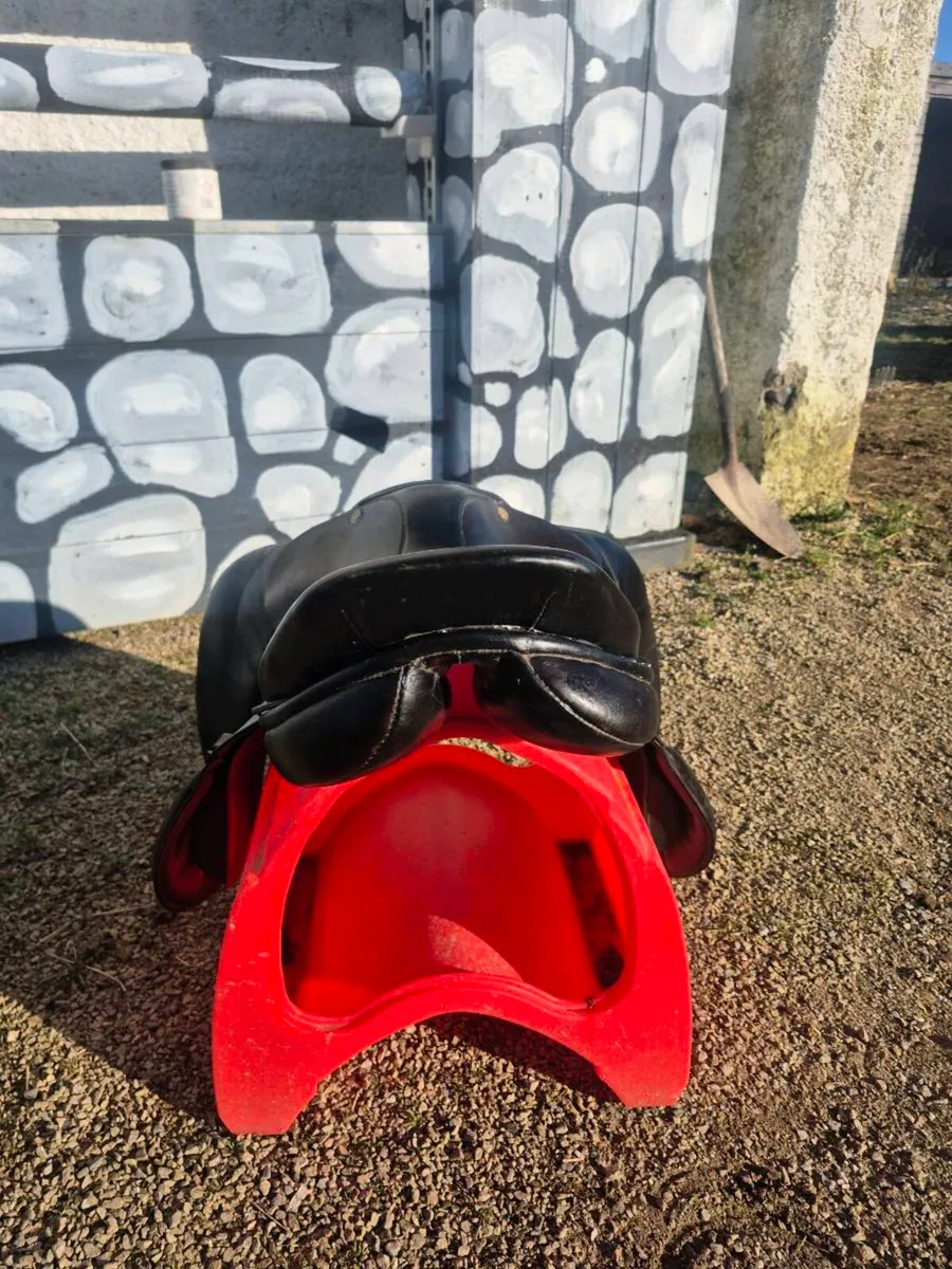 17" Jump Saddle - Image 4