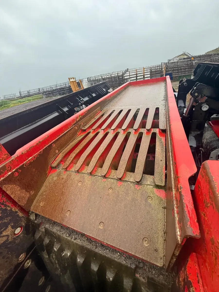 Screencore XJ (Omega) 2025 Dual Power Jaw Crusher - Image 3