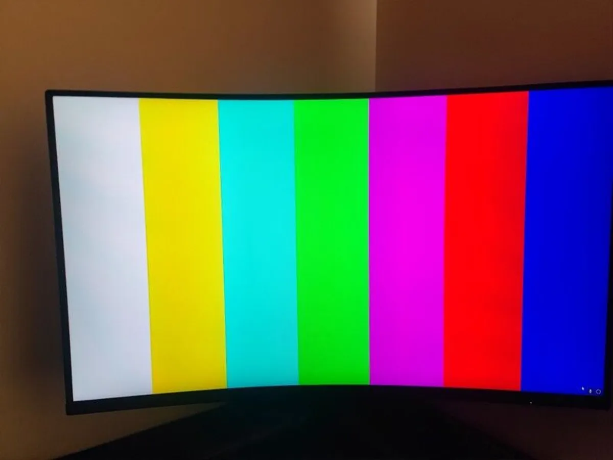 MSI OPTIX 32" gaming monitor AG321CQR - Image 2