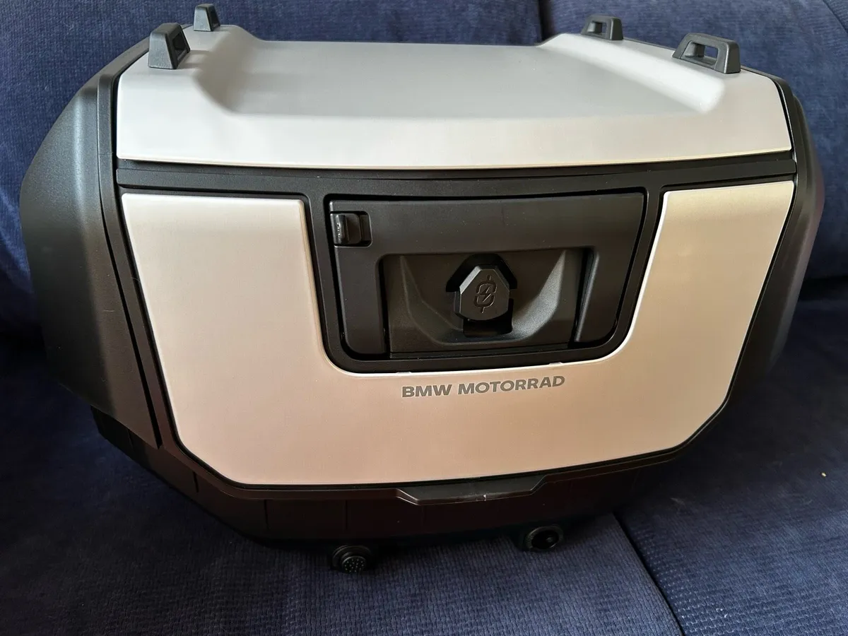 BMW Complete Topcase Vario Pack - R1300GS - Image 1
