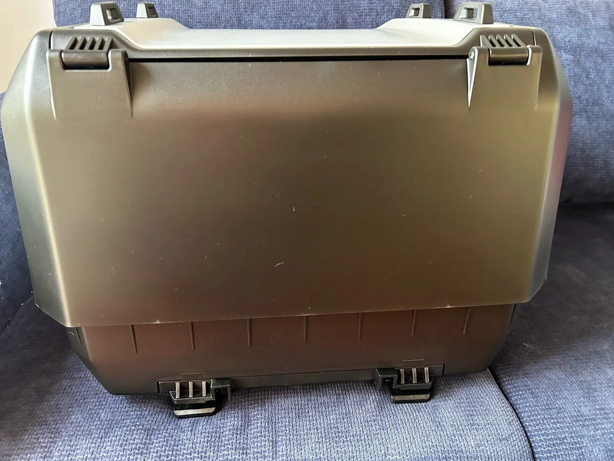 BMW Complete Topcase Vario Pack - R1300GS - Image 3