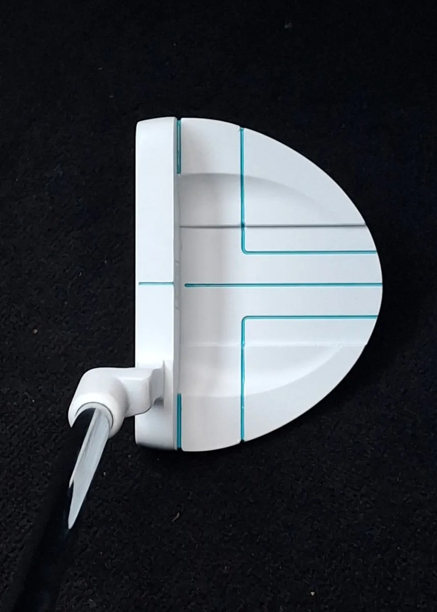 Golf Putter - Image 1