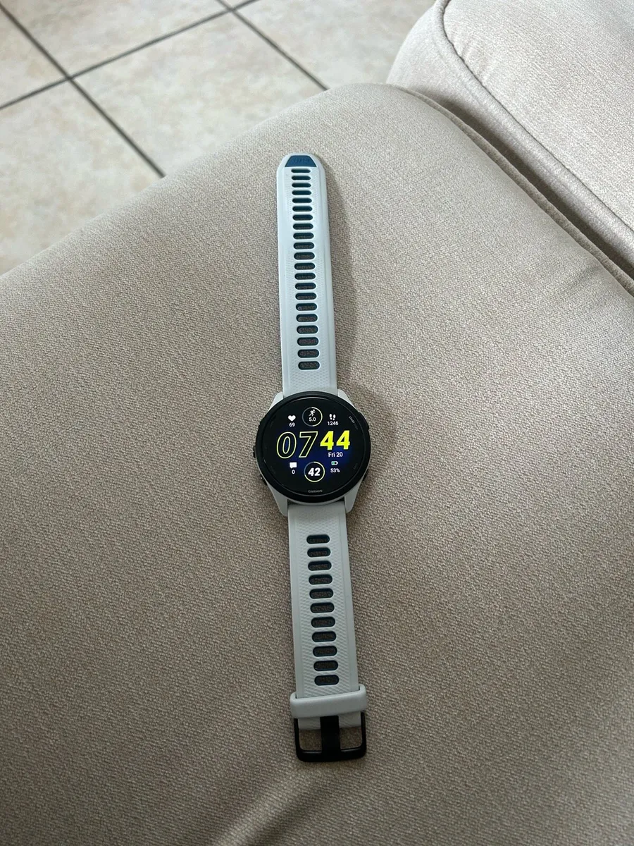 Forerunner 265 Music Smartwatch - Image 1