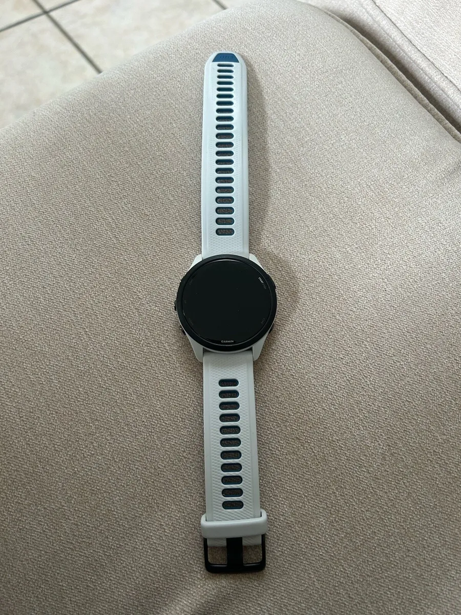 Forerunner 265 Music Smartwatch - Image 2