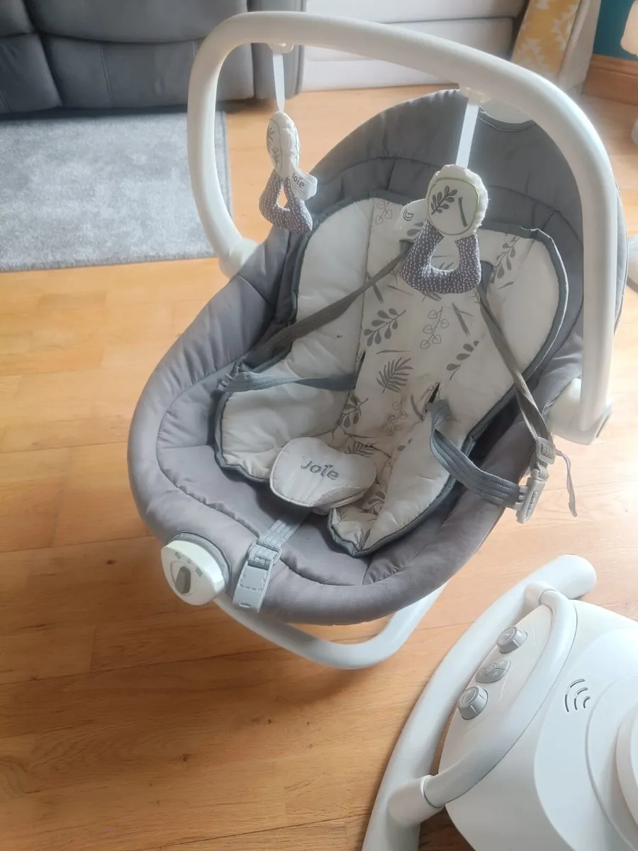 Joie Sansa Rocking Chair - Image 2