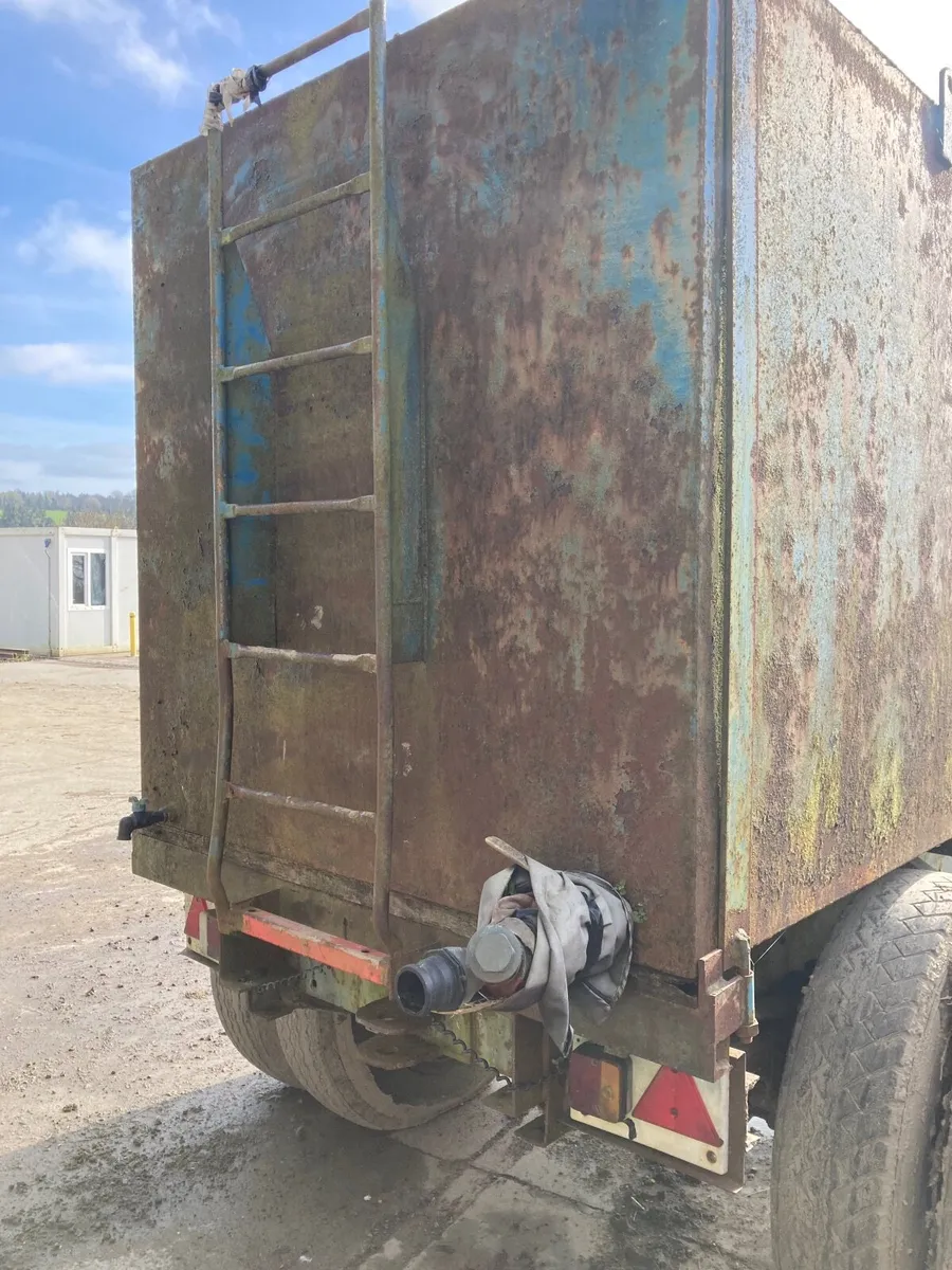 Water tanker - Image 3