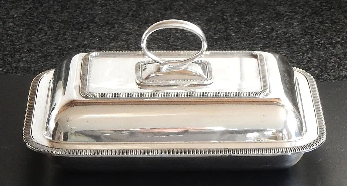Sheffield Silver Plated Entree Dish - Image 1