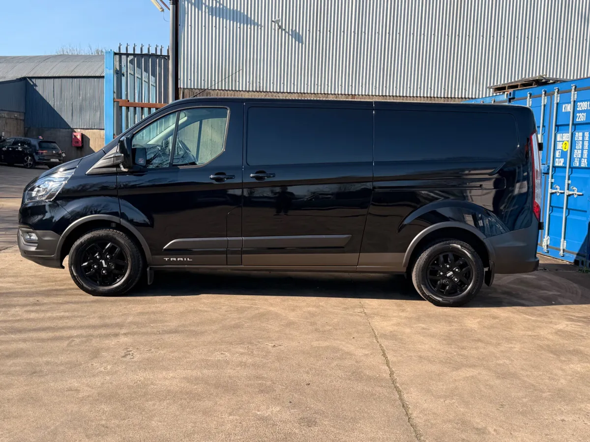 Ford Transit Custom trail 170hp 2021 - Image 2