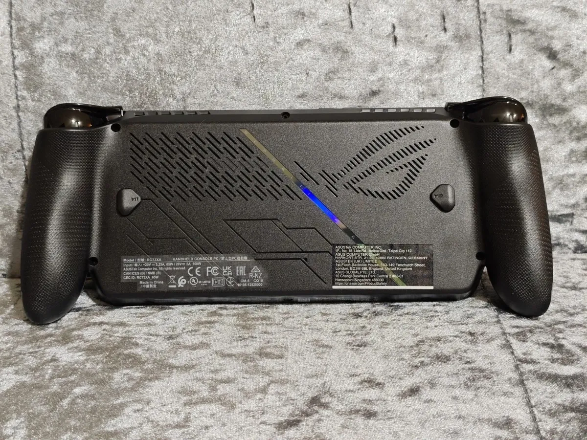 Asus ROG XBOX ALLY X - AMD Ryzen Z2 Extreme 1TB - Image 3