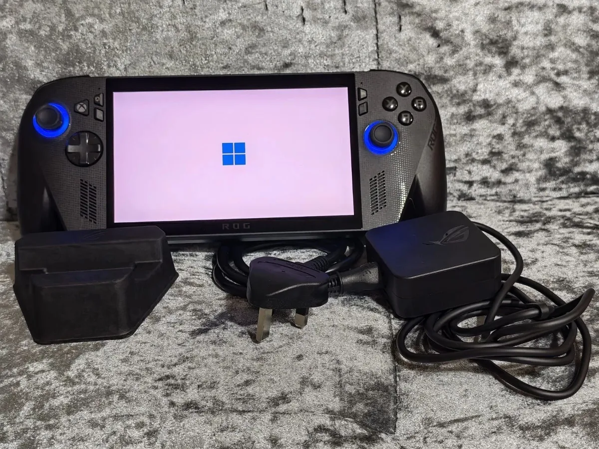 Asus ROG XBOX ALLY X - AMD Ryzen Z2 Extreme 1TB - Image 4