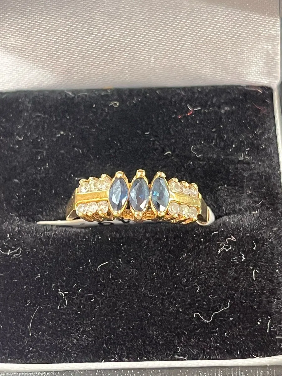 14k gold ring with diamonds and sapphires. - Image 1