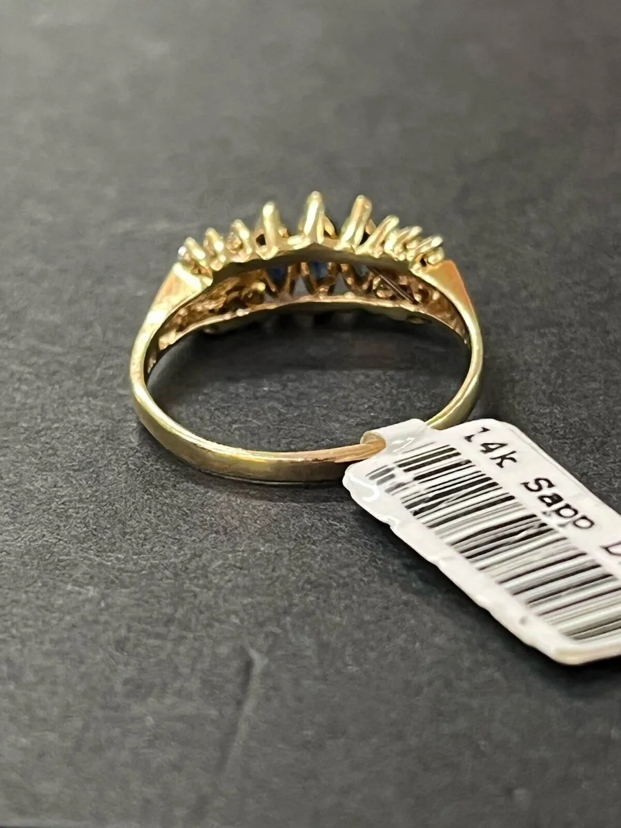 14k gold ring with diamonds and sapphires. - Image 4