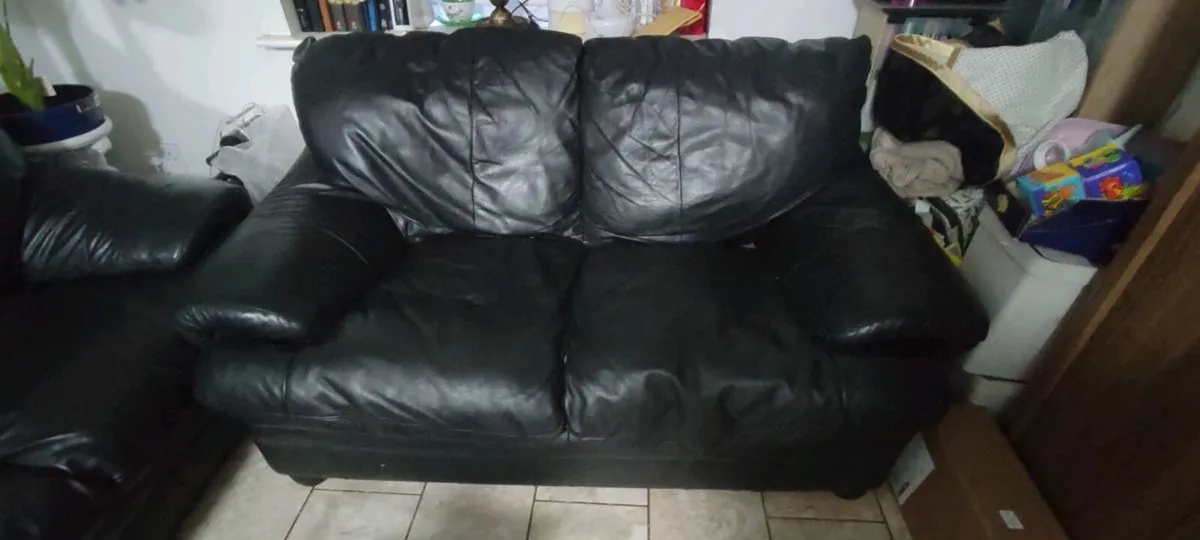 Sofa - Image 4