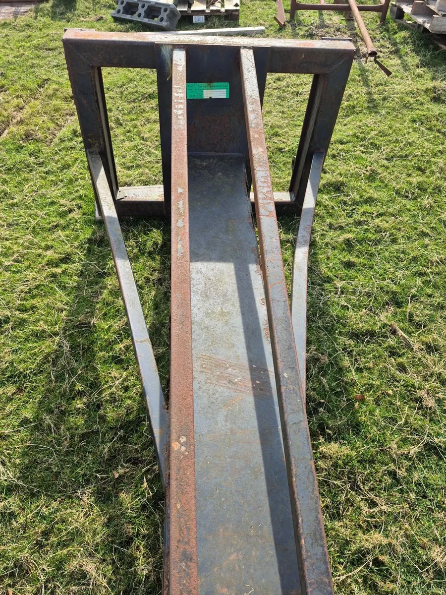 Agricultural attachment - Image 1