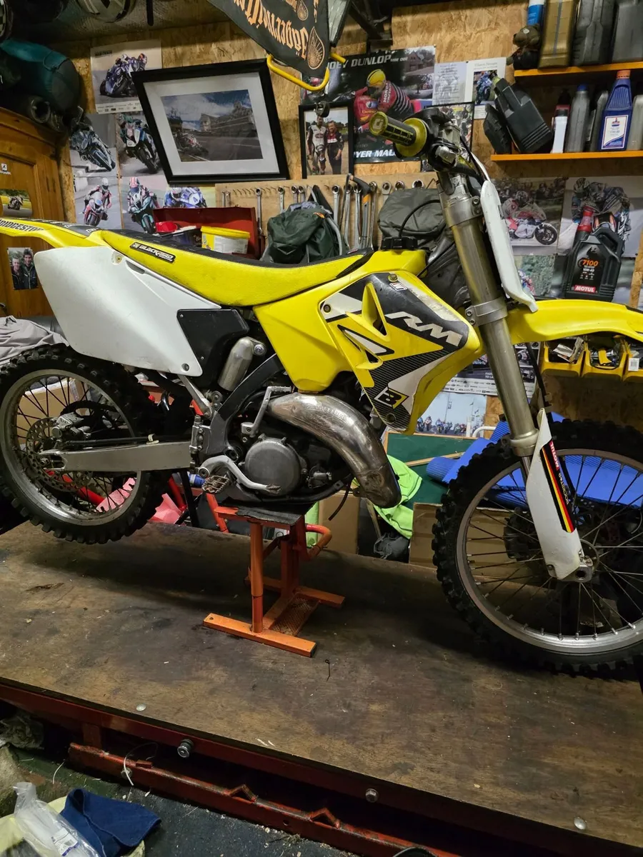 SuzukiRM 125 - Image 1