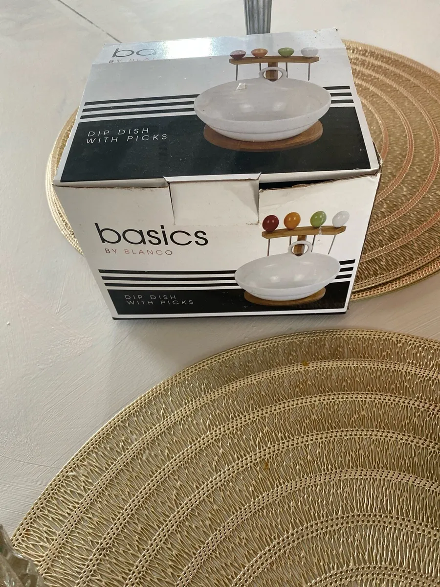 Assortment of dip dishes - Image 3