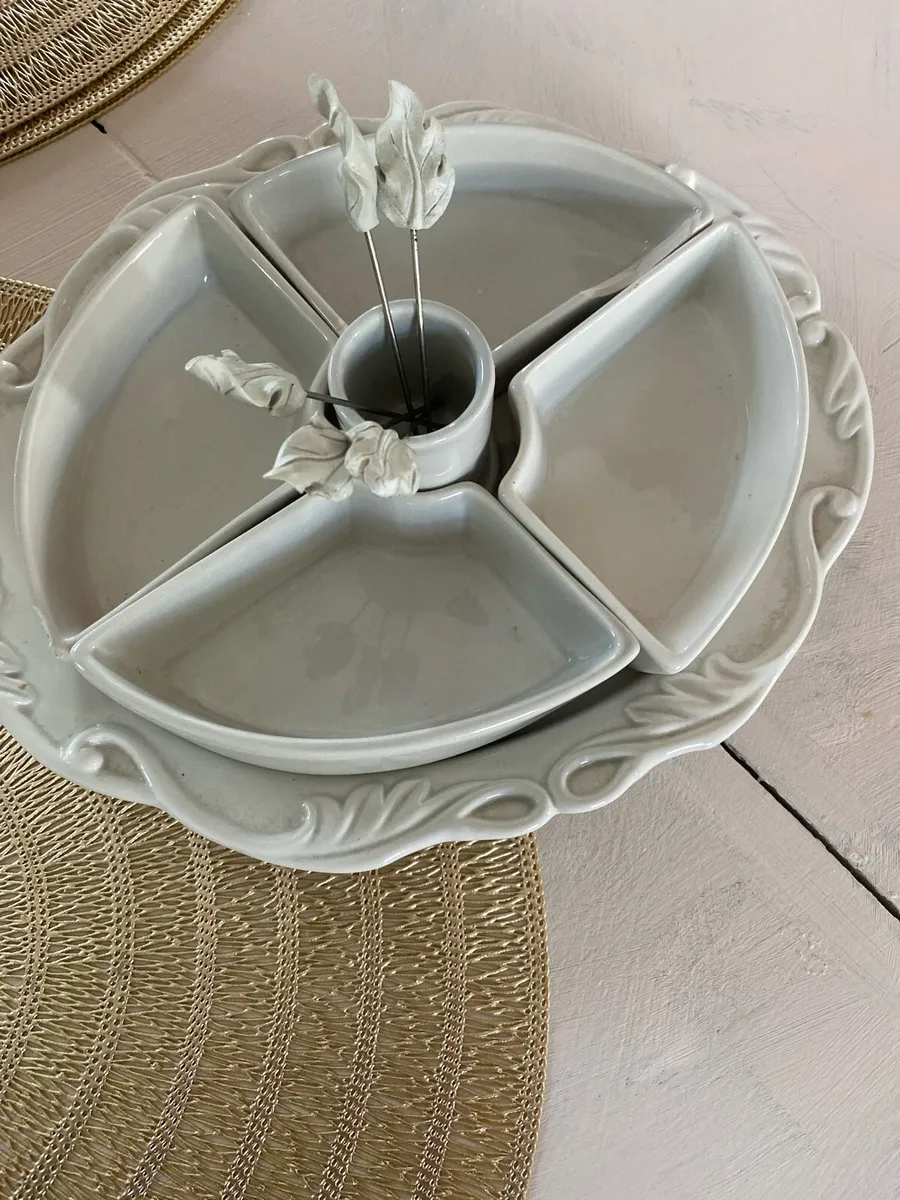 Assortment of dip dishes - Image 4