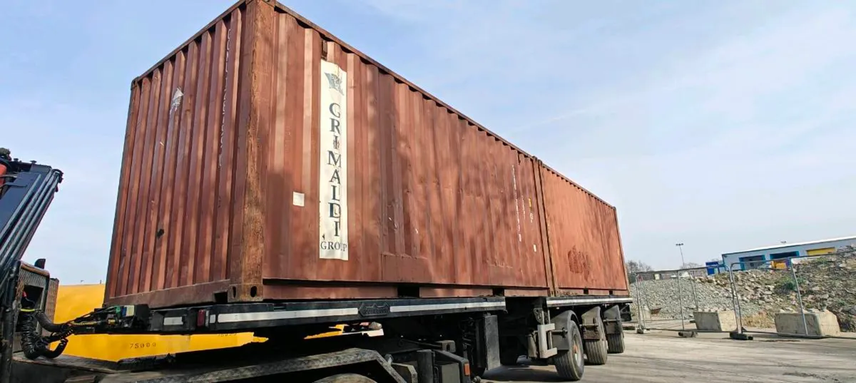 20ft Storage container - Image 3