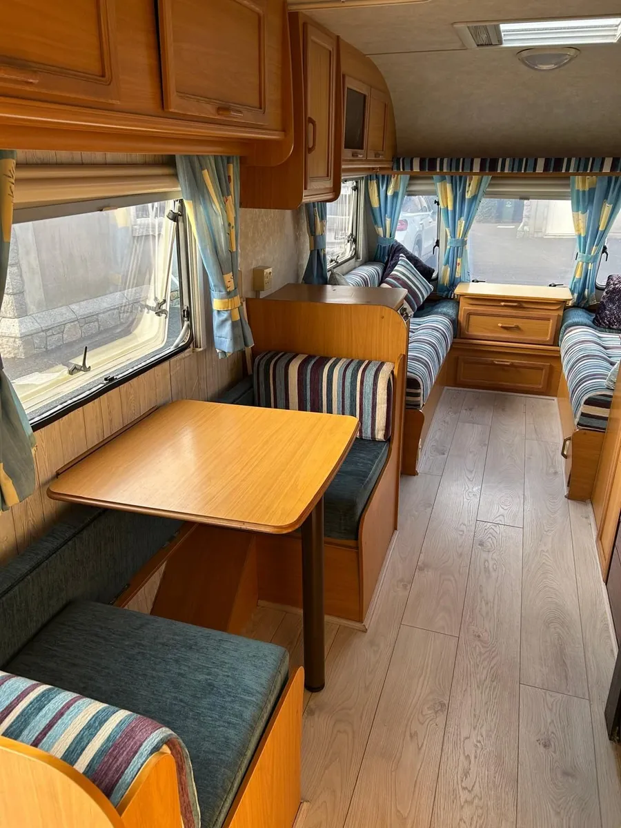 Caravan Avandale Dart 6 Berth - Image 2