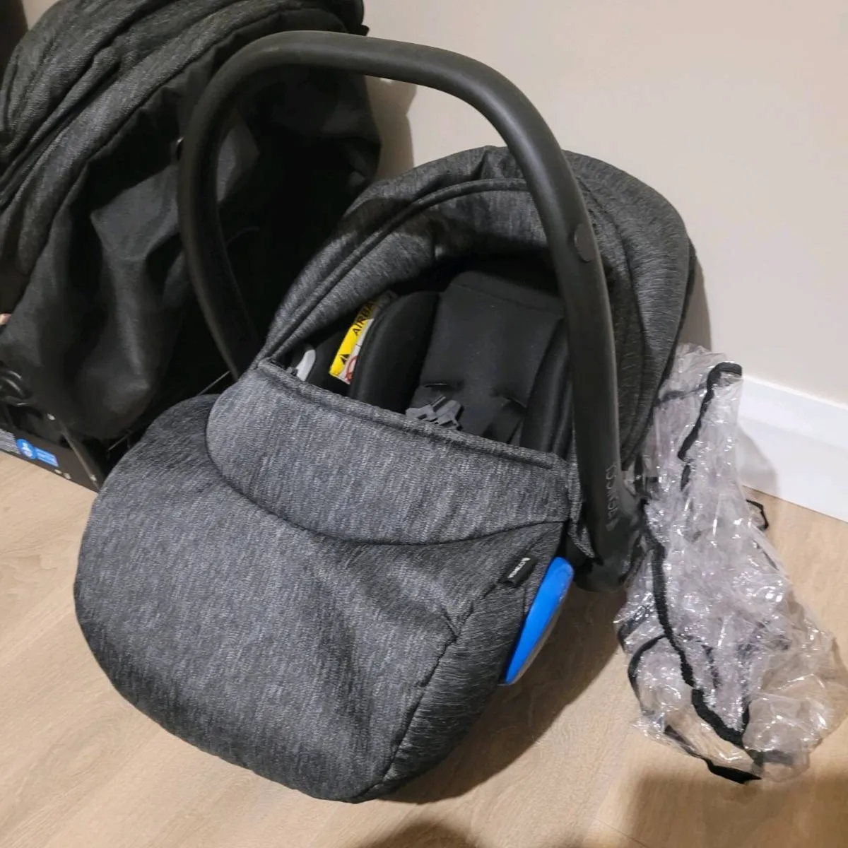 Vinici travel set - Image 2