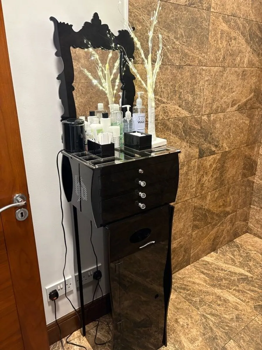 salon equipment for sale - Image 1