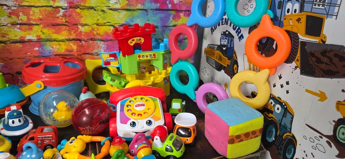 Large set of infant/toddler toys - Image 4