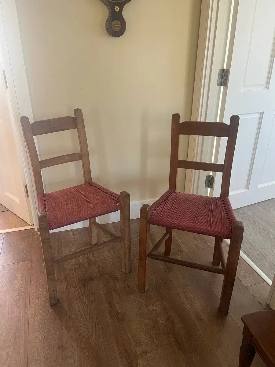 Vintage Irish Ash Sugan Chairs Pair - Image 1
