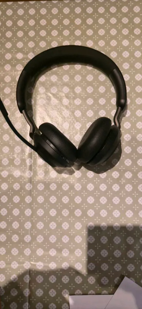 JABRA Evolve2 65 Top Class Headphones BLUETOOTH - Image 4