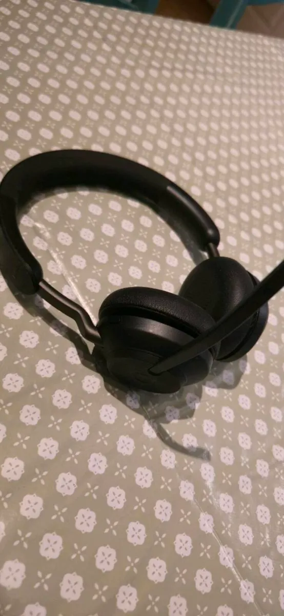JABRA Evolve2 65 Top Class Headphones BLUETOOTH - Image 1