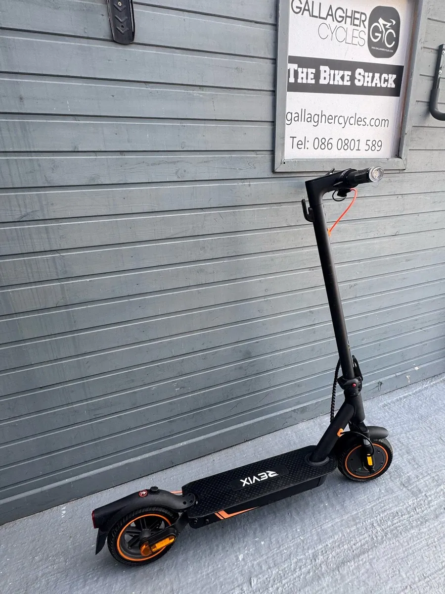 E-Scooter only 2 weeks old - Image 3