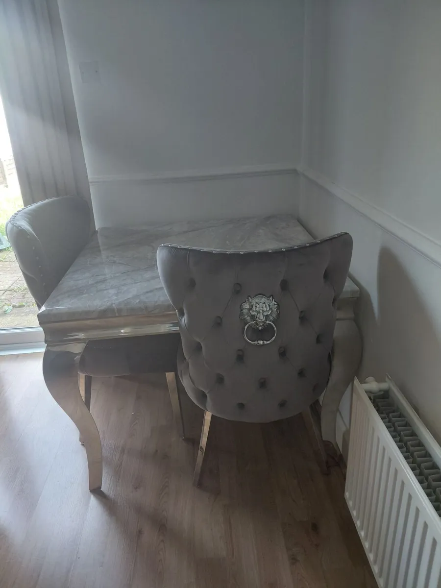 Dinning table and four chairs