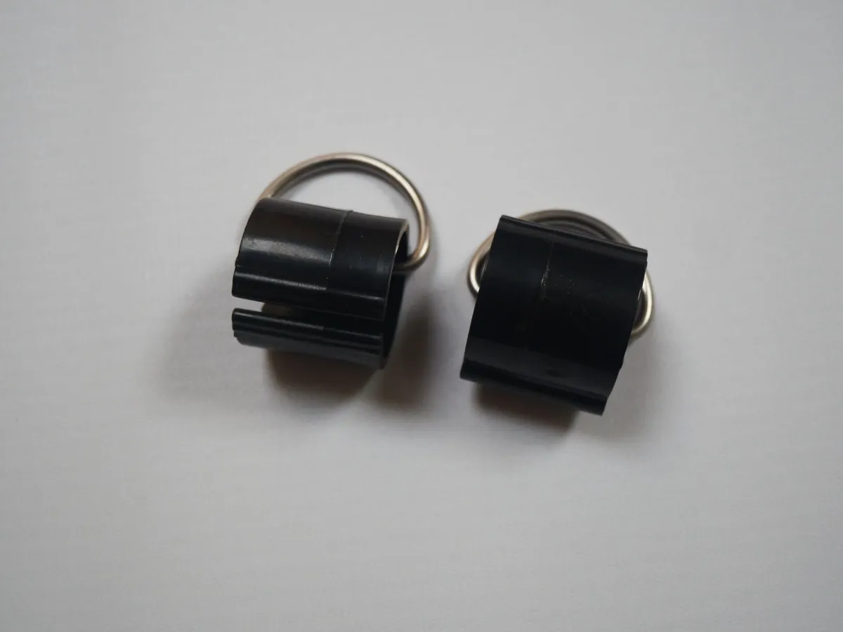 Projector Screen 60 Inches Diagonally 16:9 Aspect - Image 2