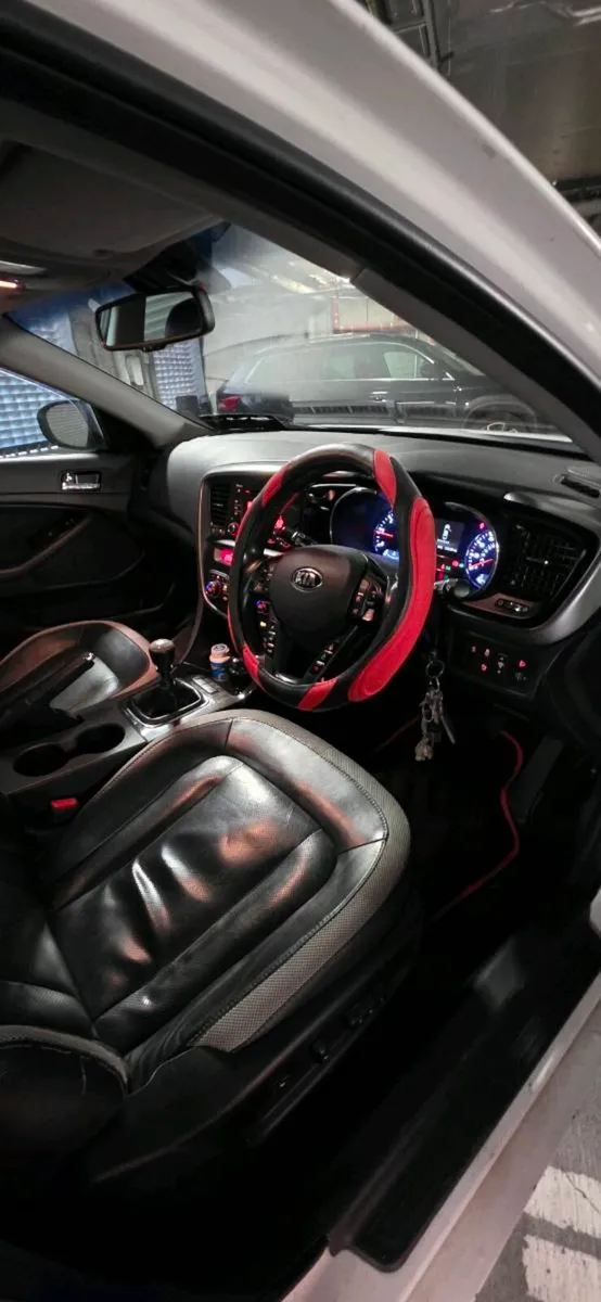 Cheap Car needs some repair - Image 3