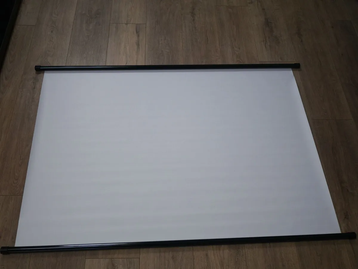 Projector Screen 60 Inches Diagonally 16:9 Aspect - Image 1