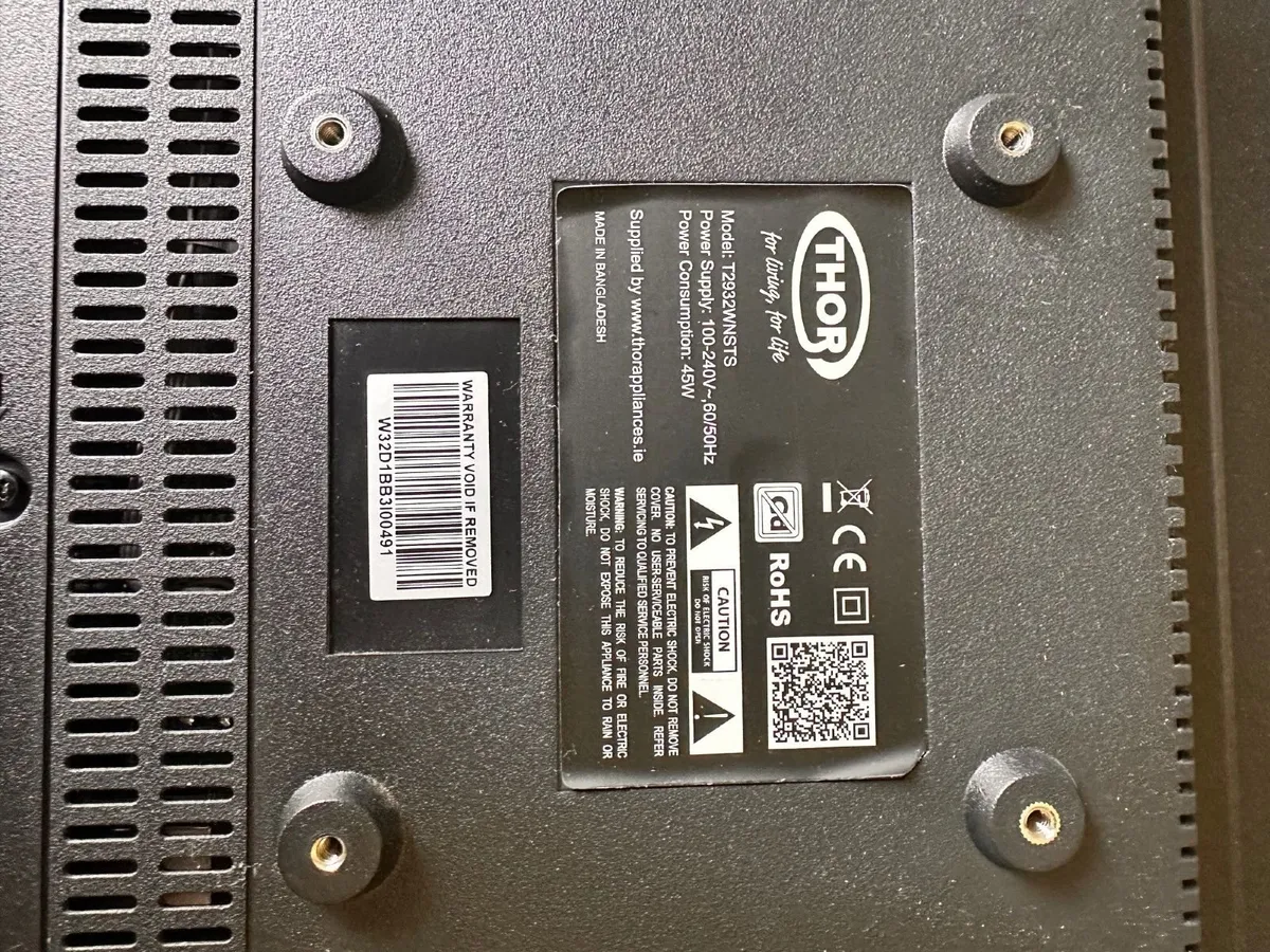 Thor 32" HD Dual Tuner LED TV - Black | T2932WNSTS - Image 3