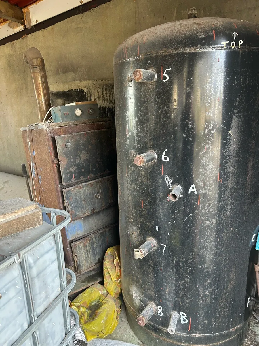 Solid Fuel Boiler and 1500 litre Buffer Tank - Image 3