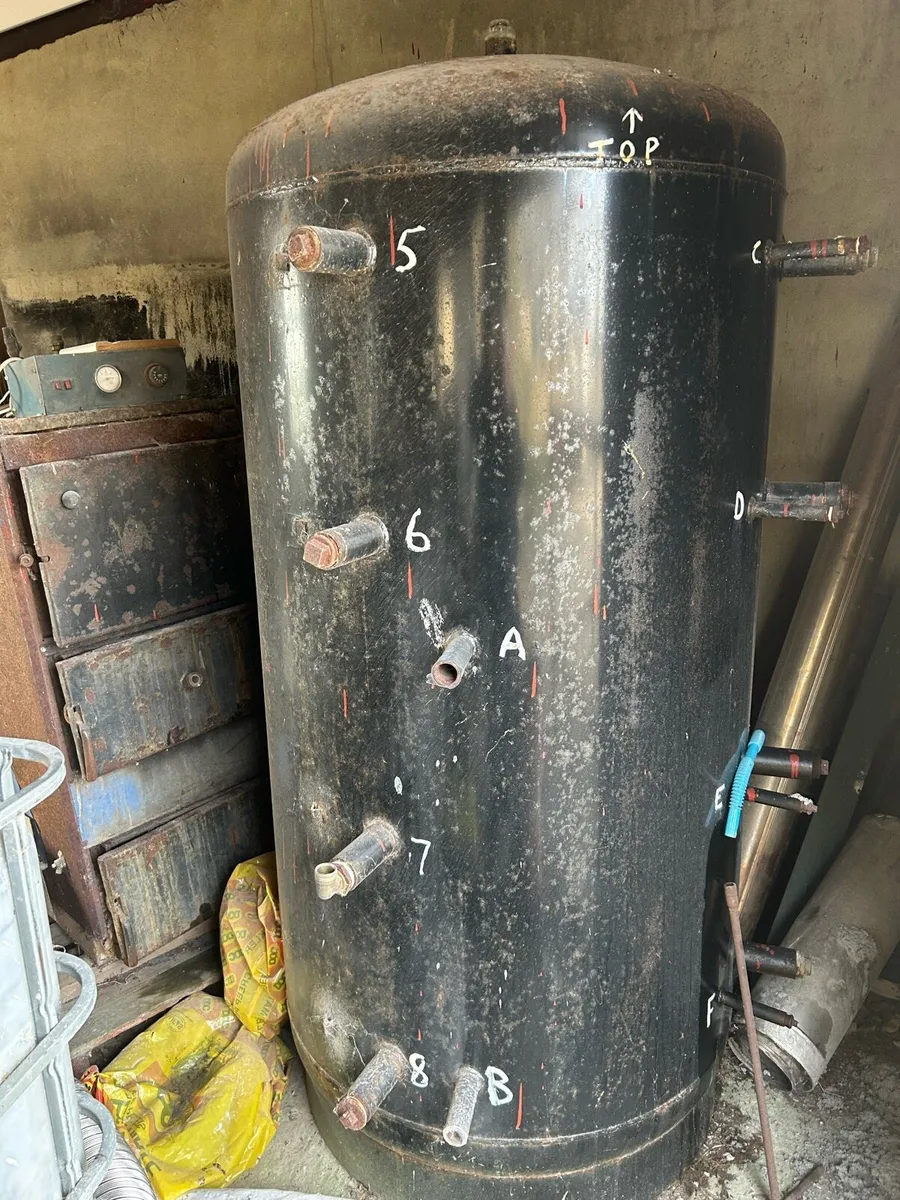 Solid Fuel Boiler and 1500 litre Buffer Tank - Image 4