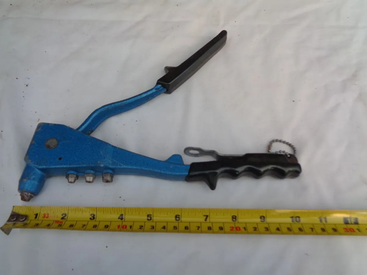 Rivet Gun for Sale - Image 3