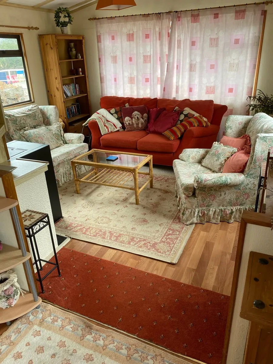 ACCOMMODATION FOR RENT - Image 2