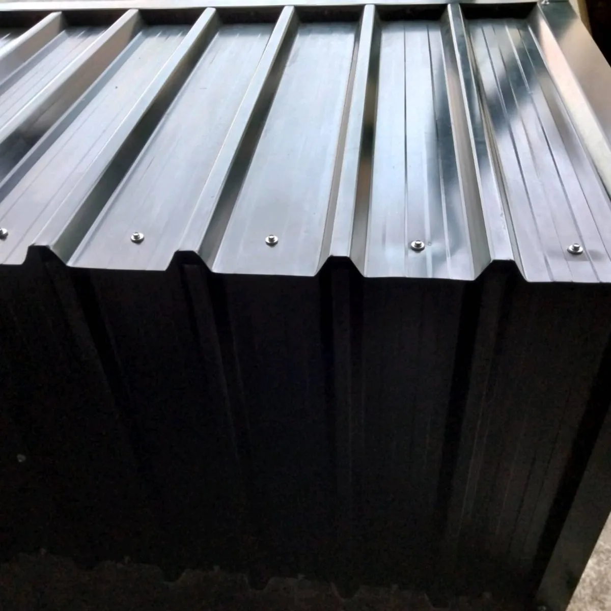 Storage shed - Image 3