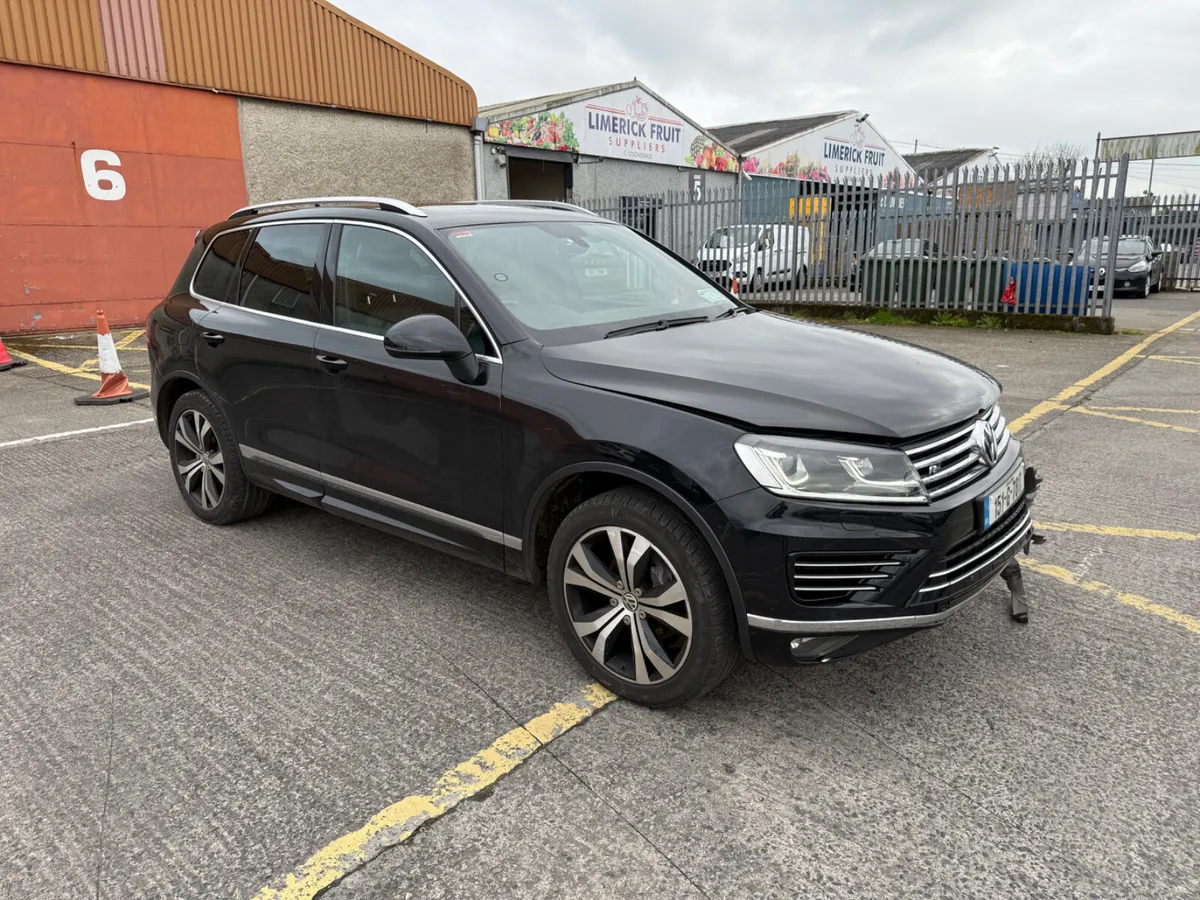 2015 VW TOUAREG R LINE - Image 1