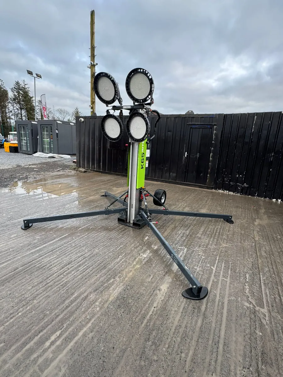 110V Extendable Ground Light – Site Lighting Tower - Image 2